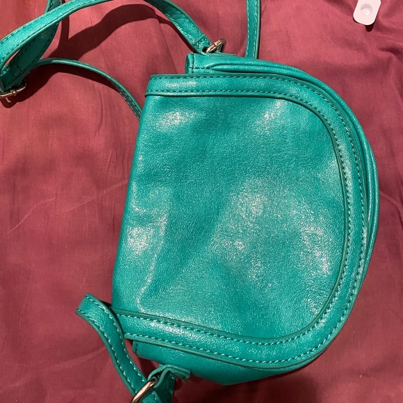 green cross body purse - Picture 3 of 4